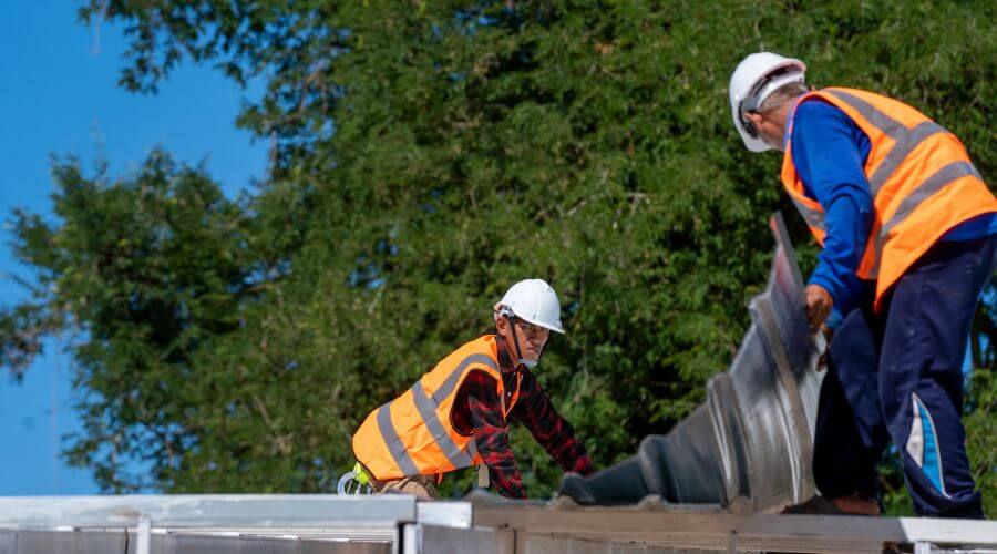 Roof replacement in Armstrong Creek, WI